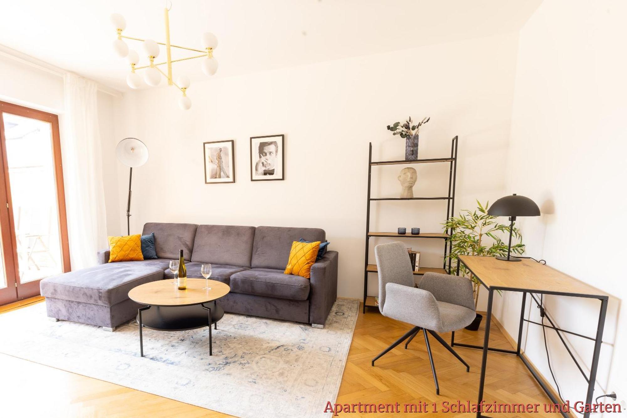 Rhein-Lahn Living - Modernes Design - Balkon Mit Aussicht - Zentrale Lage Nahe Rhein Und Martinsburg Daire Lahnstein Dış mekan fotoğraf